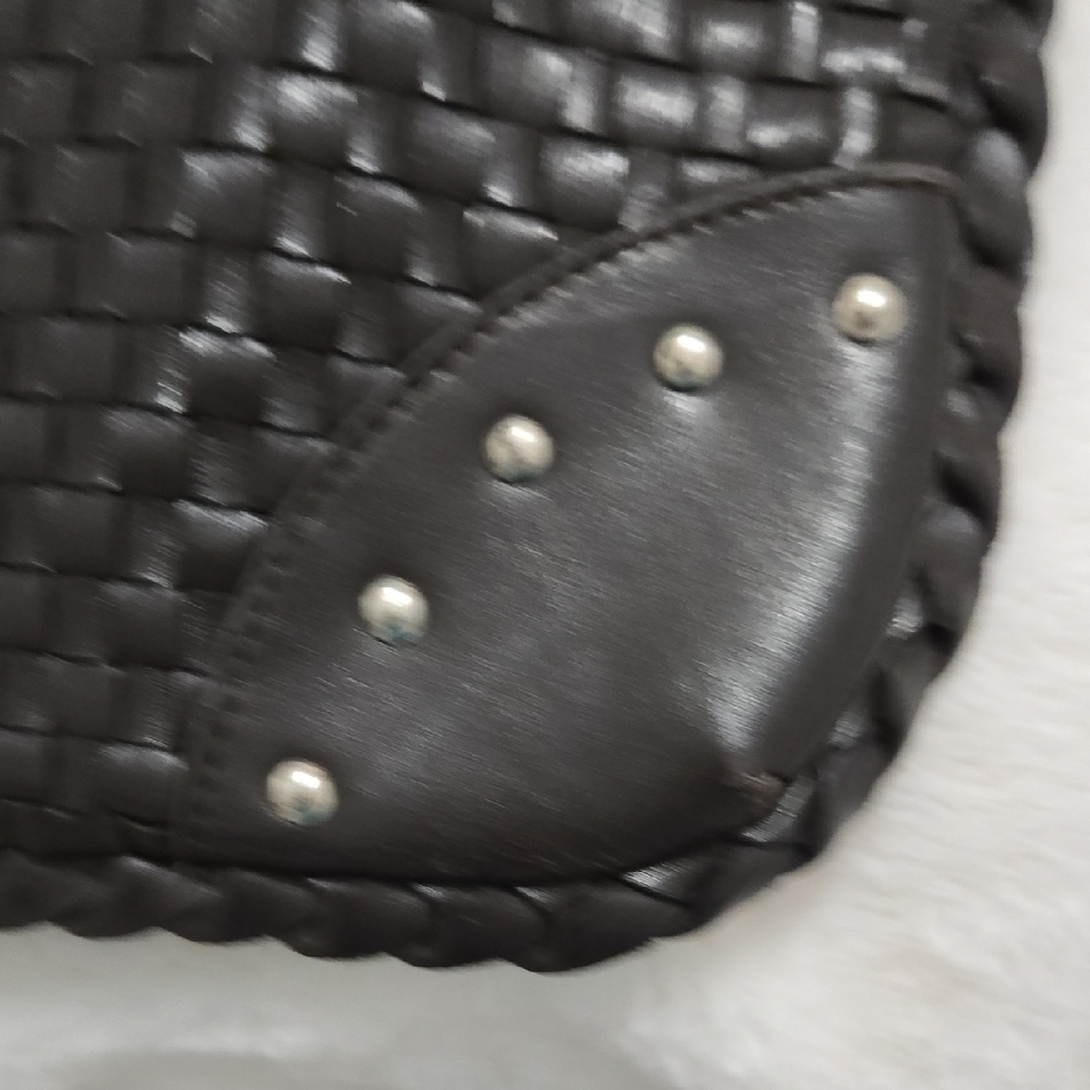 Black Woven Hobo Bag - Picture 4 of 8